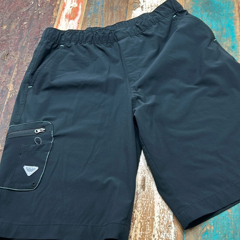 Boys youth Columbia PFG swim trunks